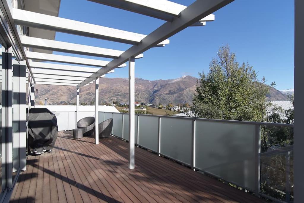 Stunning Bob Lee Place Villa Wanaka Esterno foto